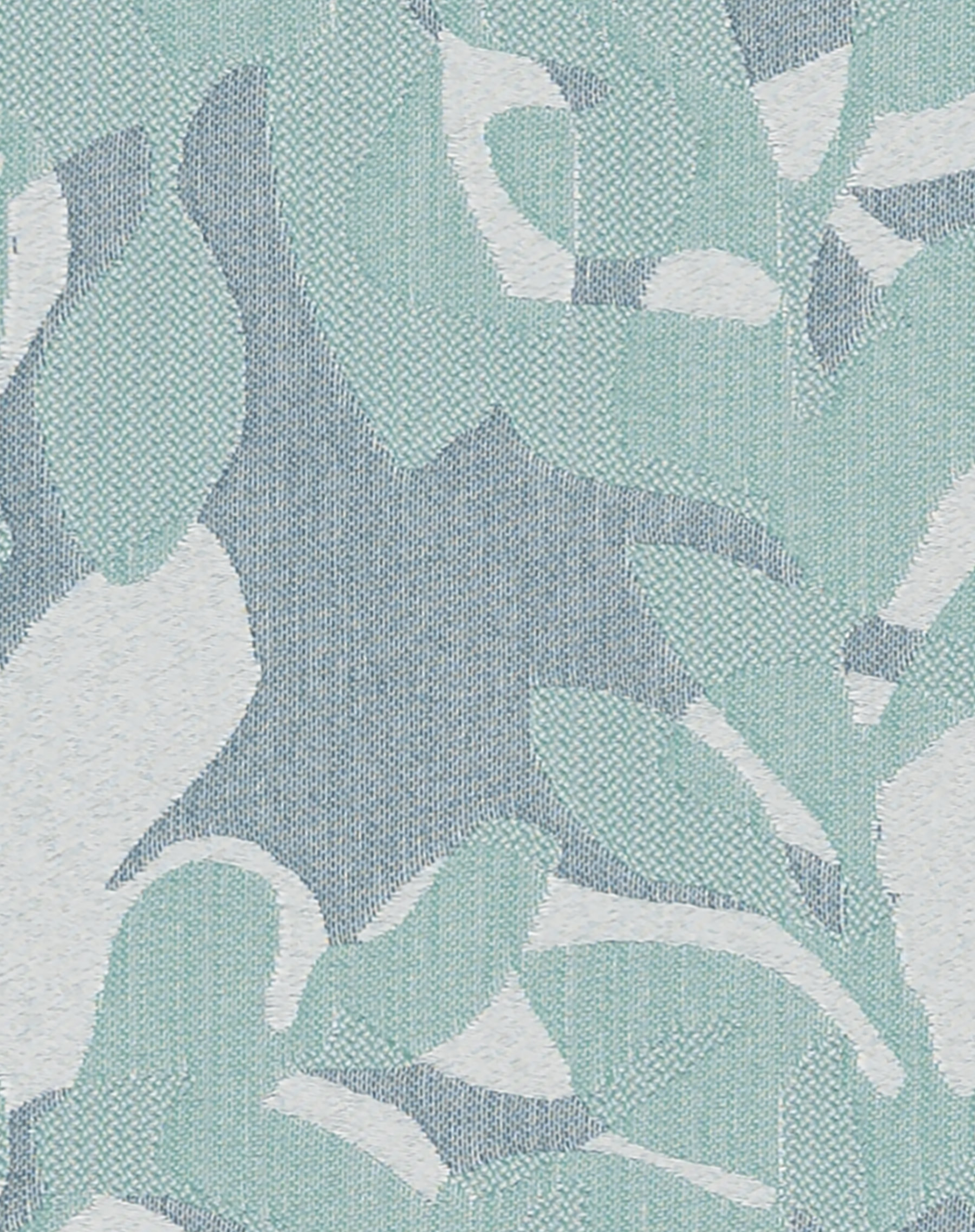 Foliage Breeze